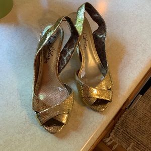 Gold sling back kitten heels